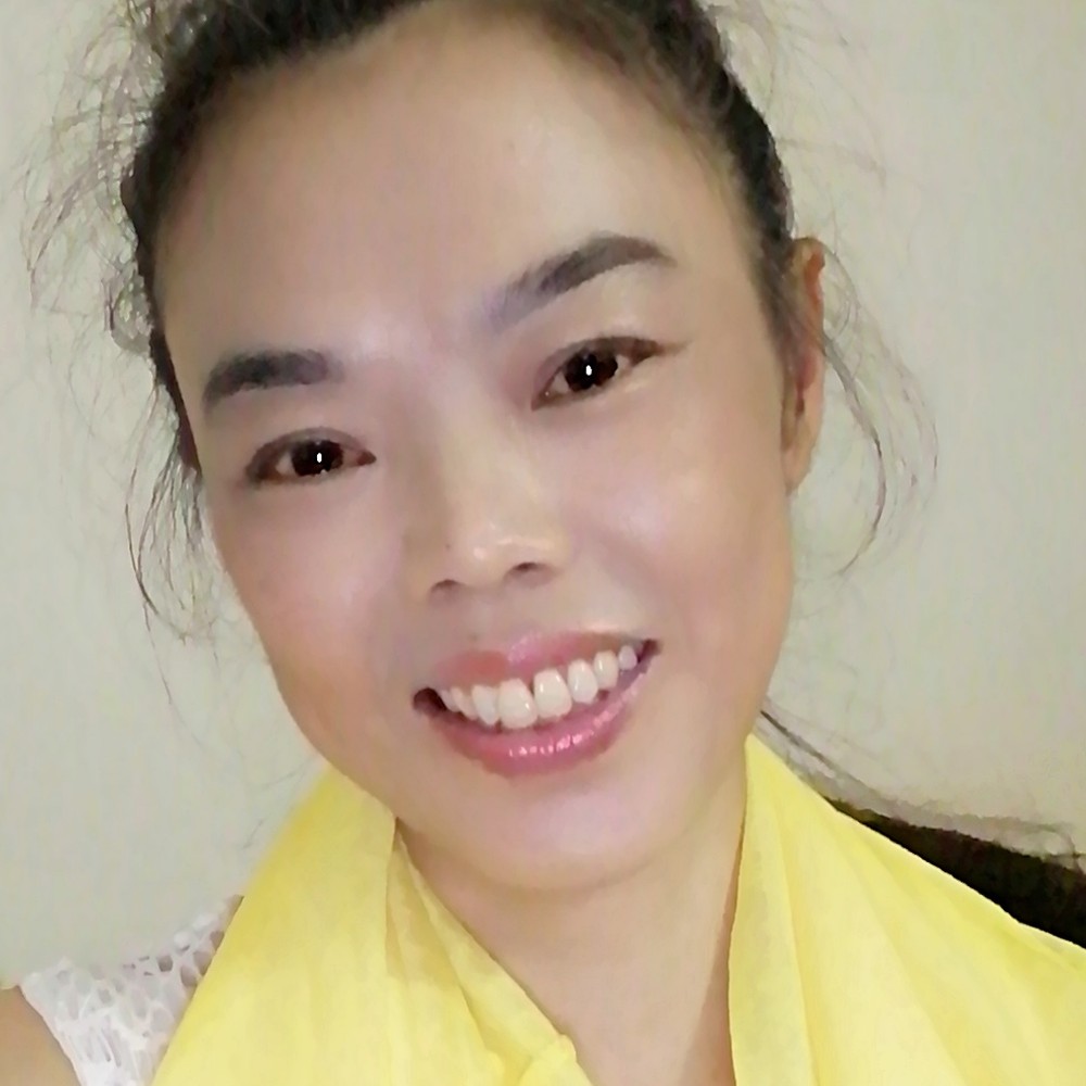 黑猫愿老实的照片