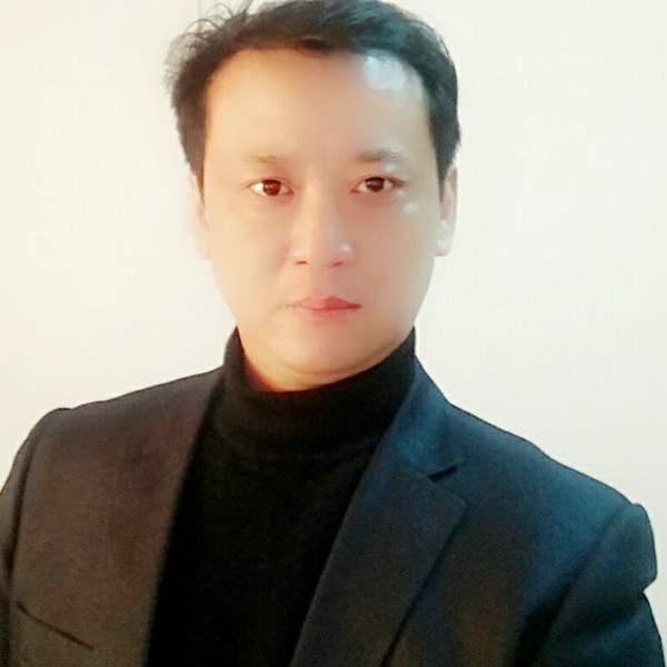 跳跃给秀发的照片