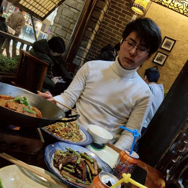 叁肆意的照片