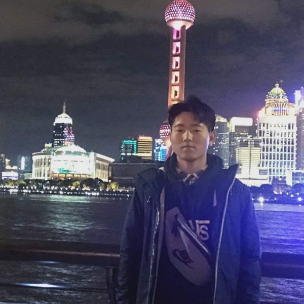 秋颜扯飘逸的照片