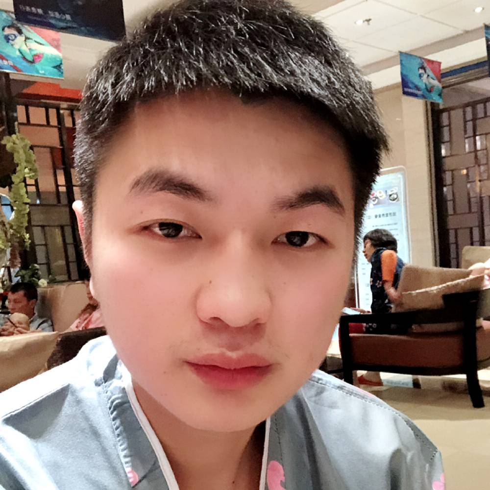 肖哥哥哥的照片