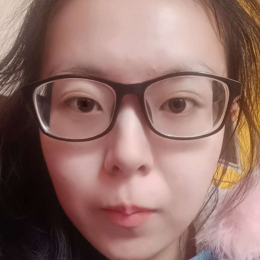 很喜欢她的照片