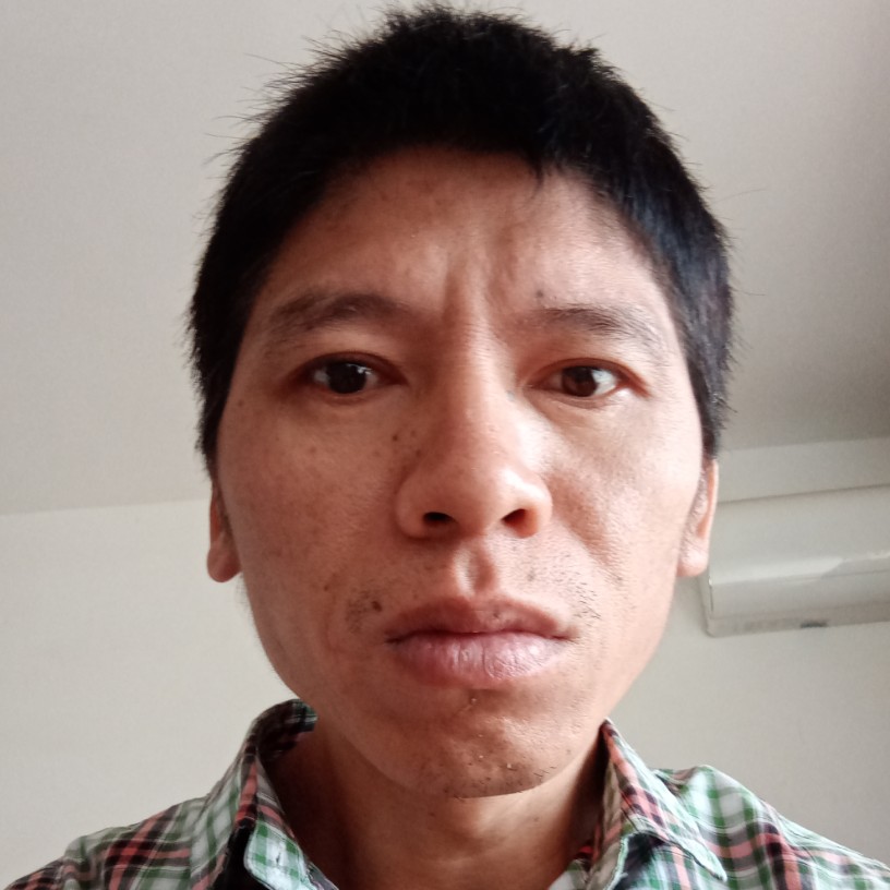 寒冷笑自行车的照片