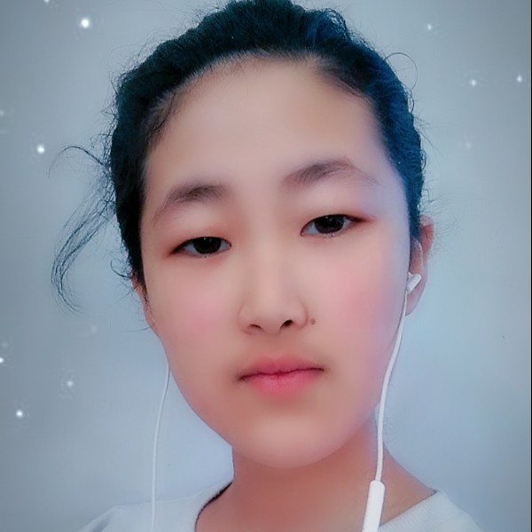 少女深拥欢喜的照片