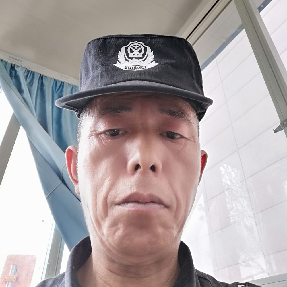 天天快乐的老胡的照片