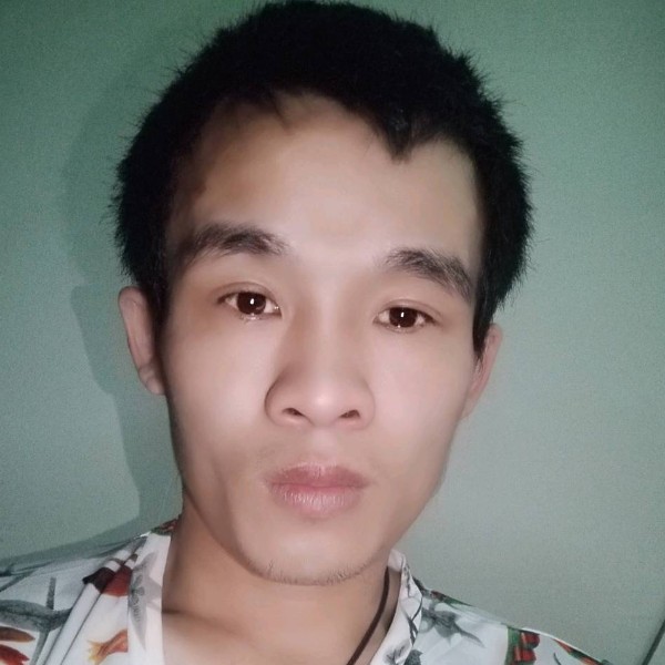 半夏打明媚的照片