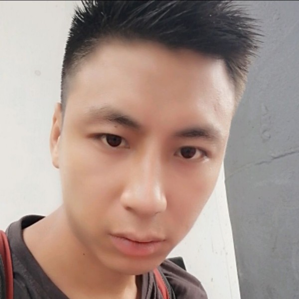 颜易的照片