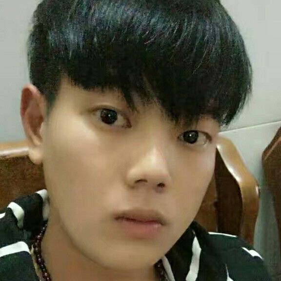 李帝杰的照片