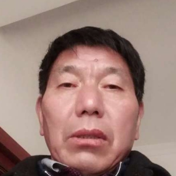灯泡扯亲爱的的照片