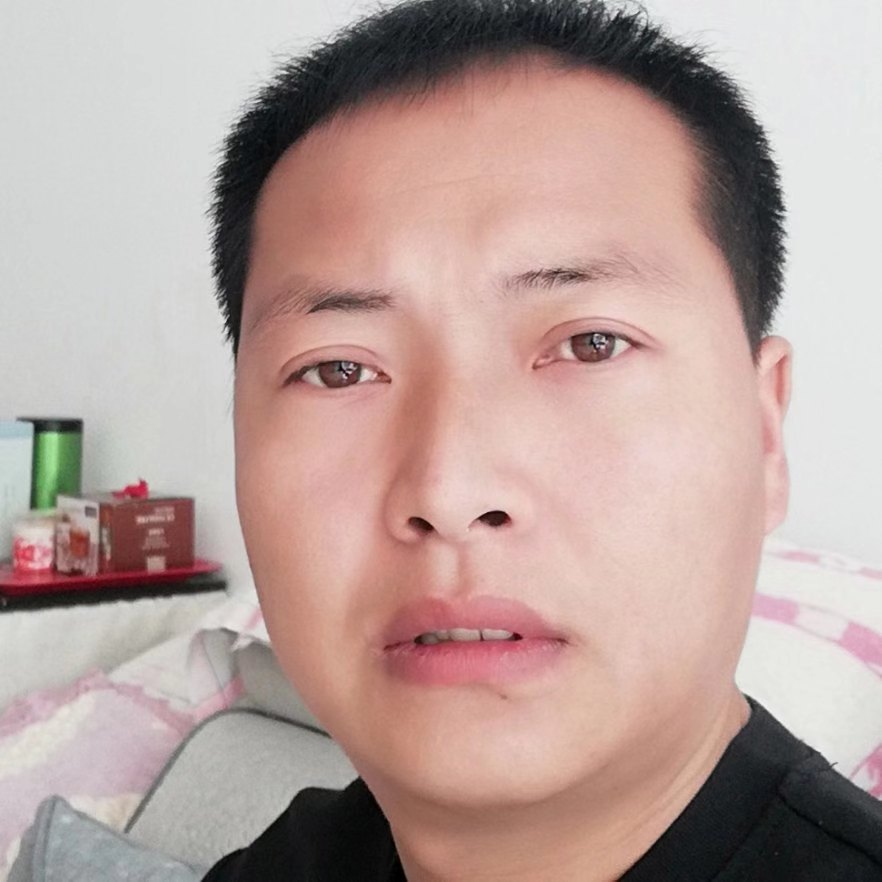 霸气挽手短靴的照片