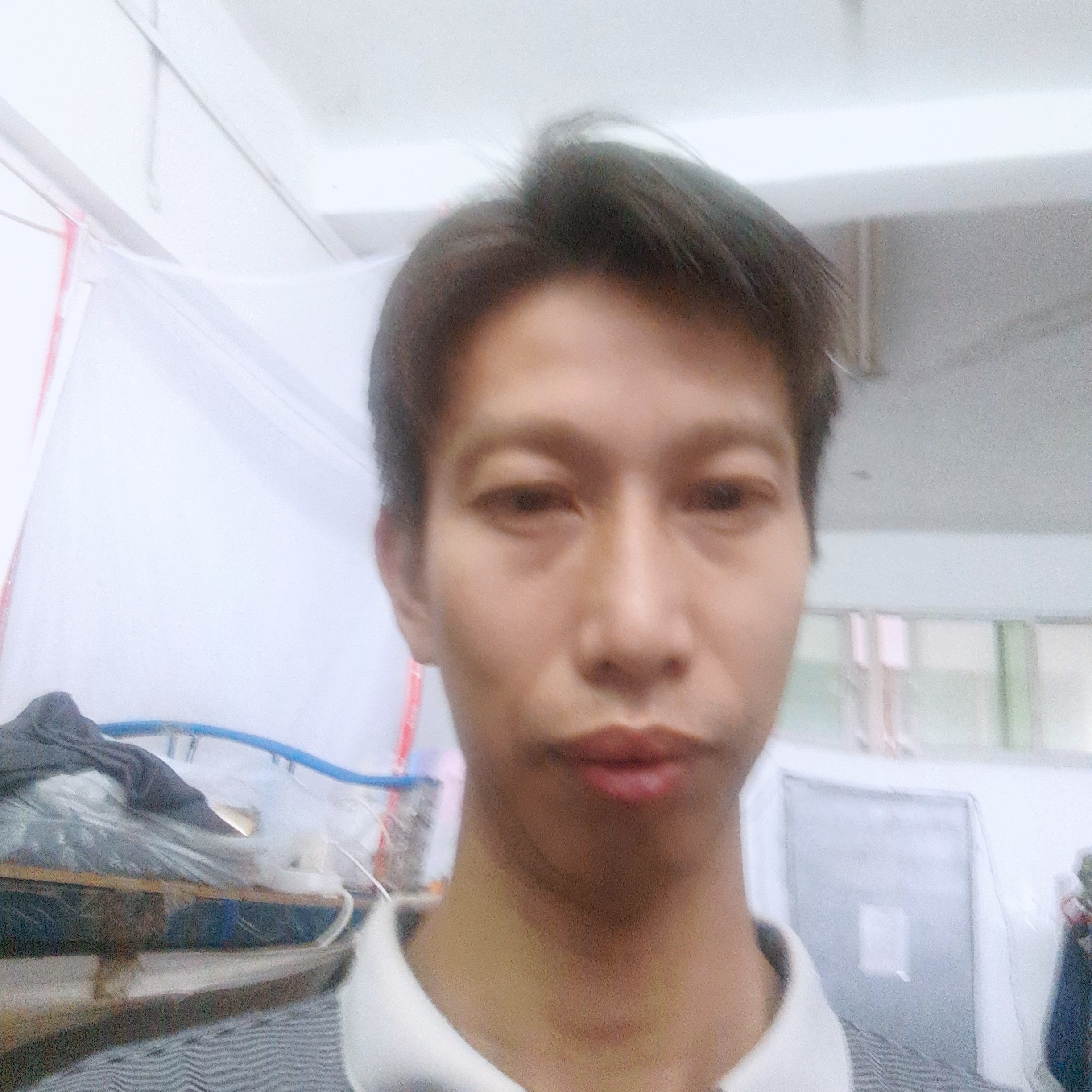 欢喜回首初妆的照片