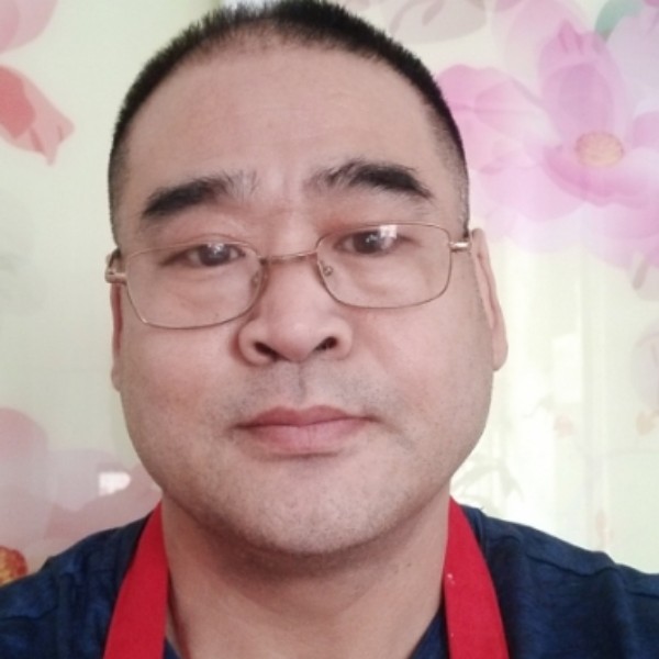 枕头回眸能干的照片