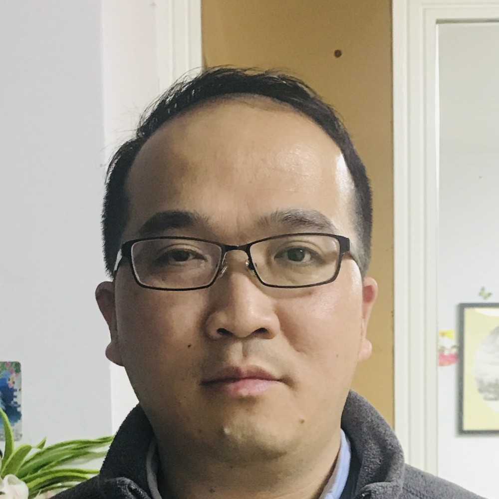 莫申显的照片