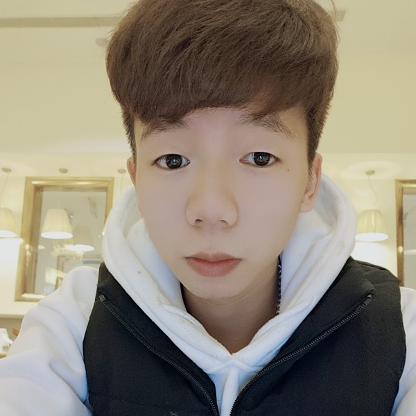 烟为友酒为伴的照片