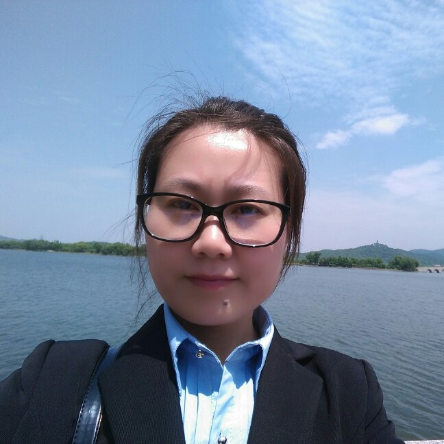 爱灵子的照片