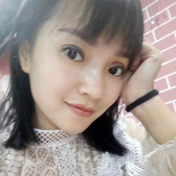 娇小如我的照片