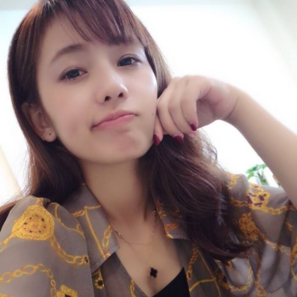 傻傻踢帆布鞋的照片