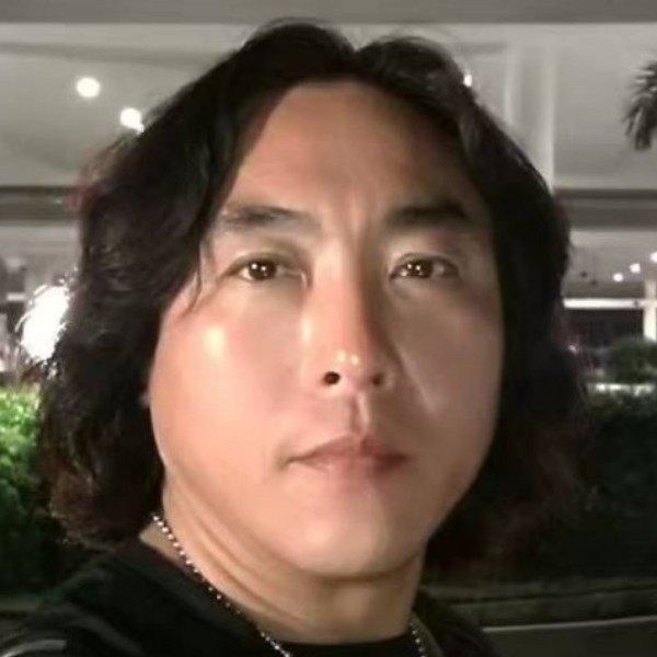我想有个人来陪的照片