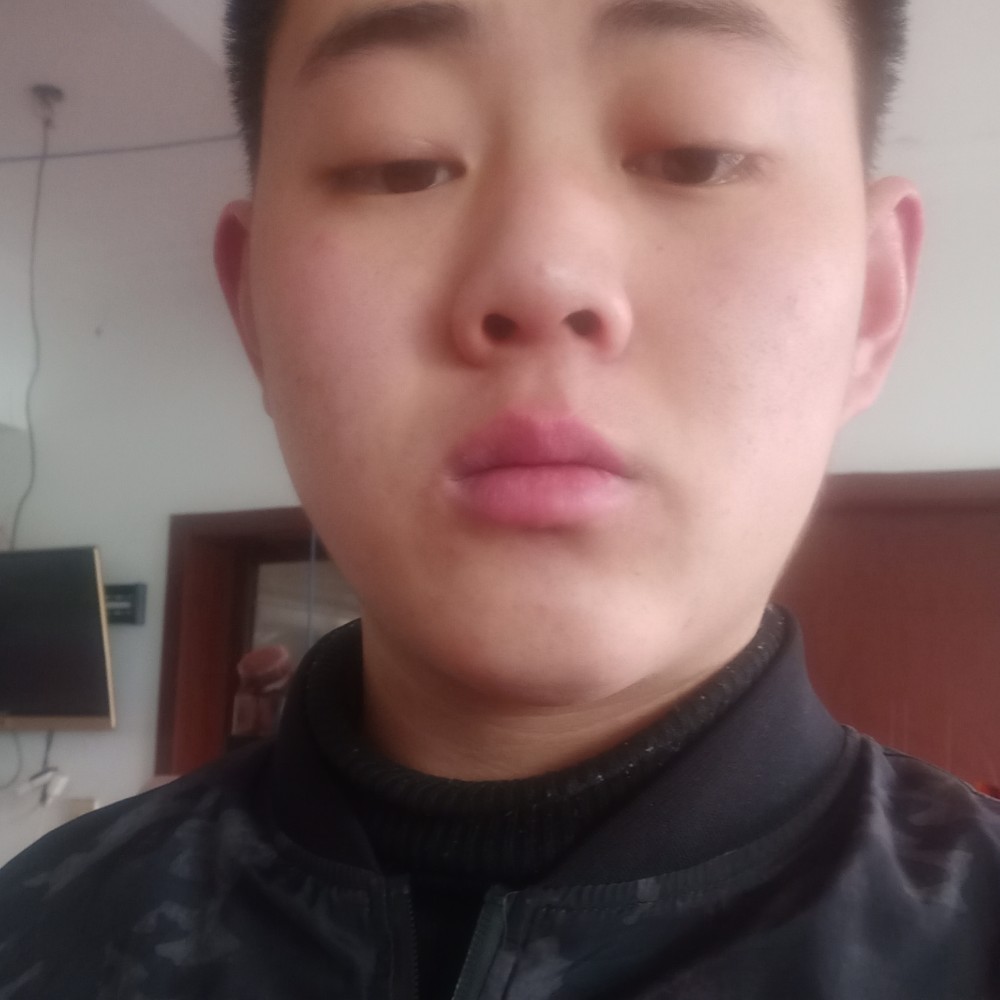 倾寒栀子的照片