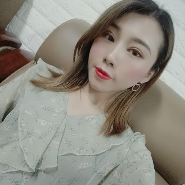 乂丶颗小白菜的照片