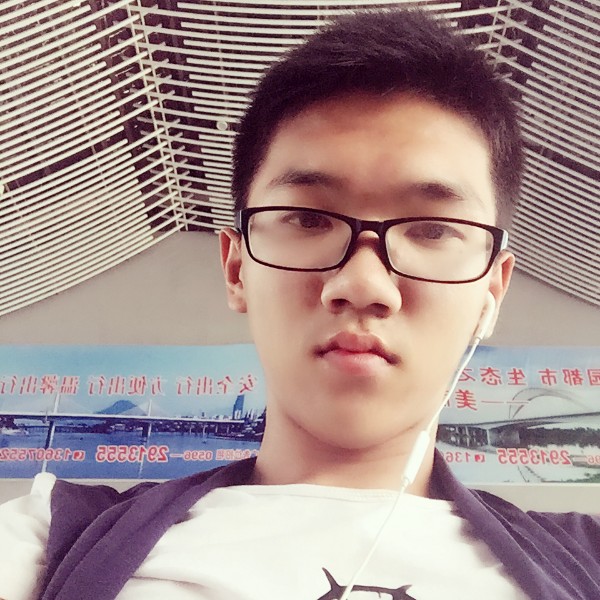 甜甜那微笑的照片