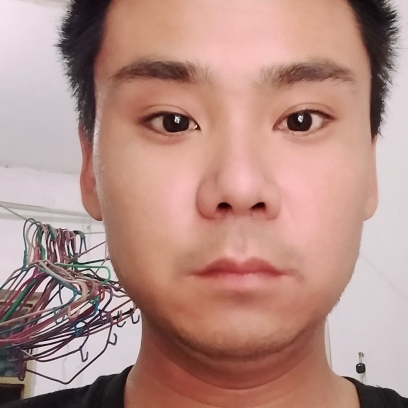 逯伟的照片