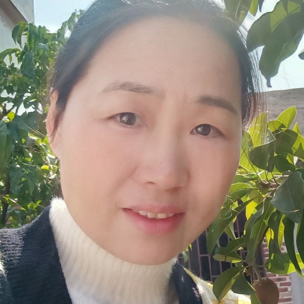 小红女的照片