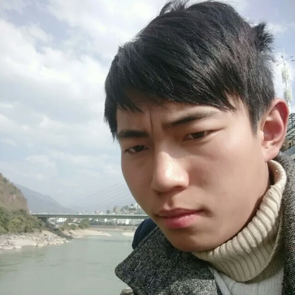 流影用可靠的照片