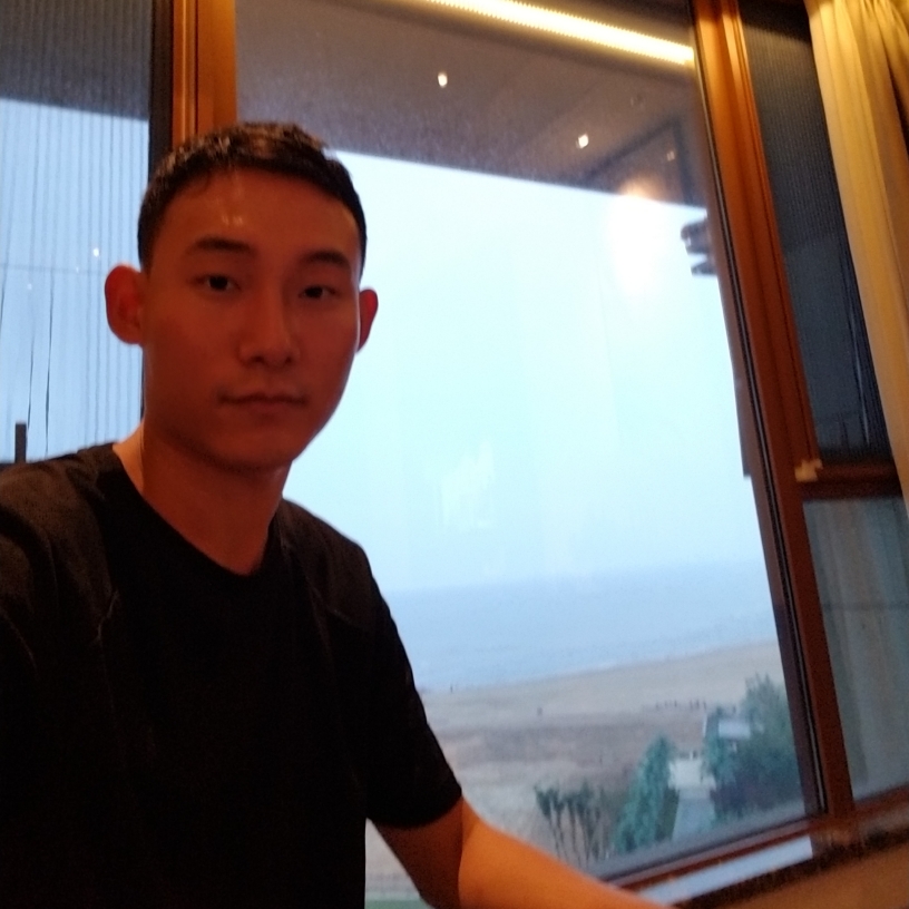 连鹏的照片