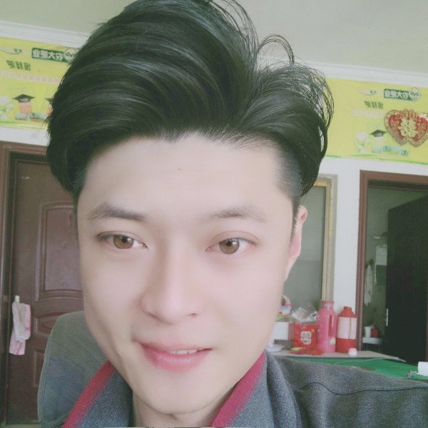 唇彩失眠的照片