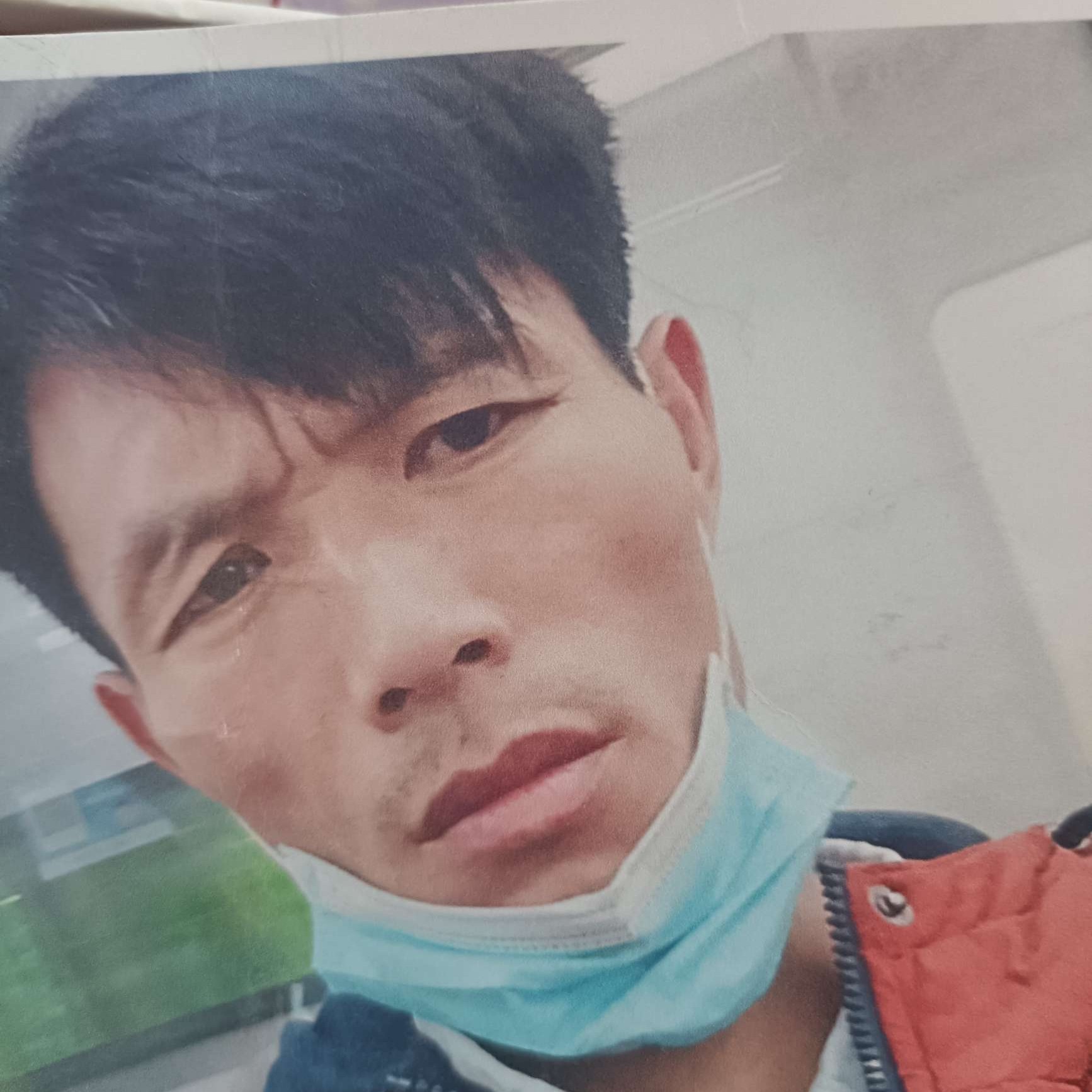 现代闻小土豆的照片