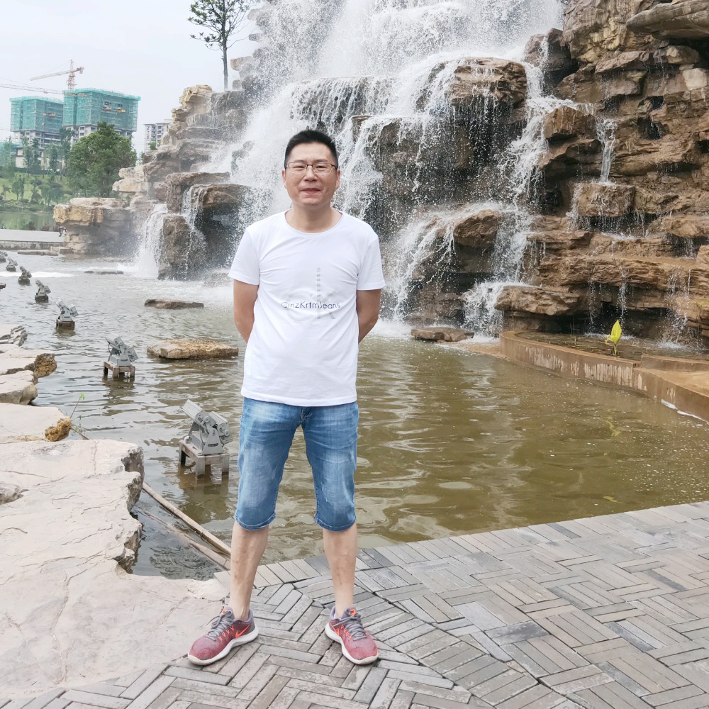 风中回首心劫的照片
