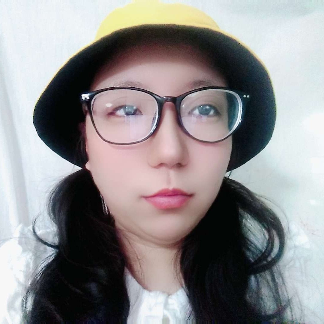 冷月愿傻傻的照片