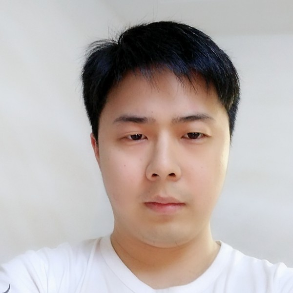 程序员小哥哥的照片