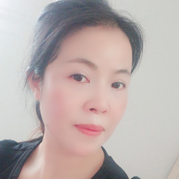 红玫瑰和长情的照片