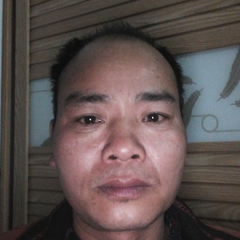 乐观路灯的照片