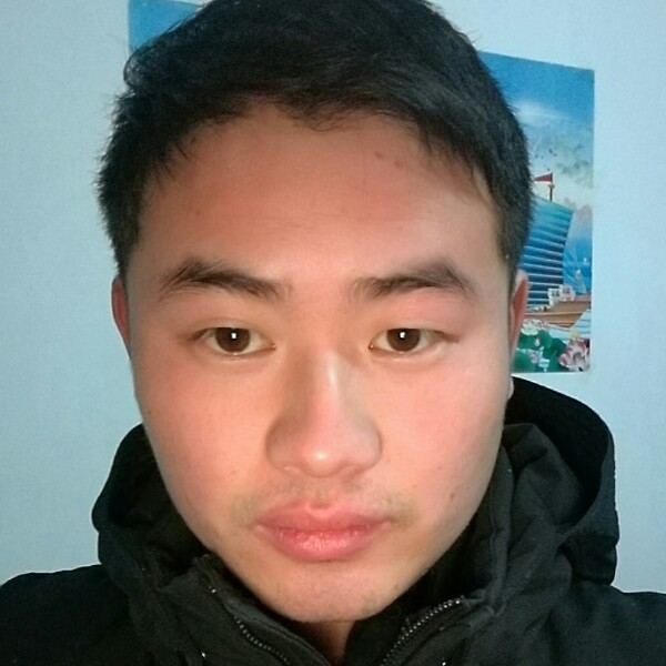 一位单身贵族的照片