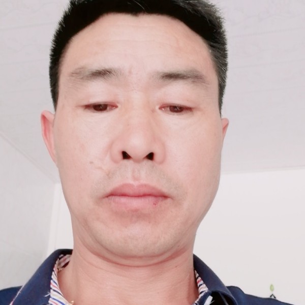 春华花痴的照片