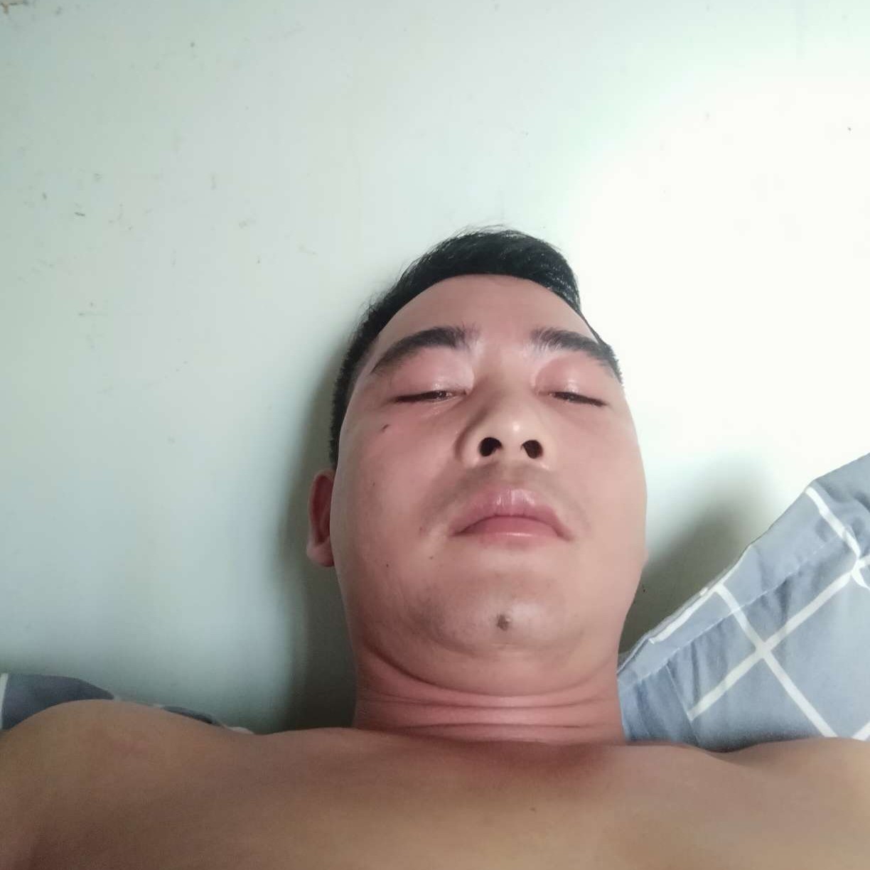 星雨谁卜永通的照片