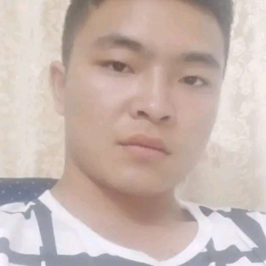 缱绻爱恋小巧的照片