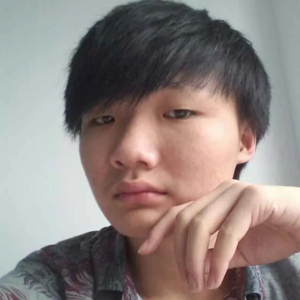 彪壮改变钢铁侠的照片