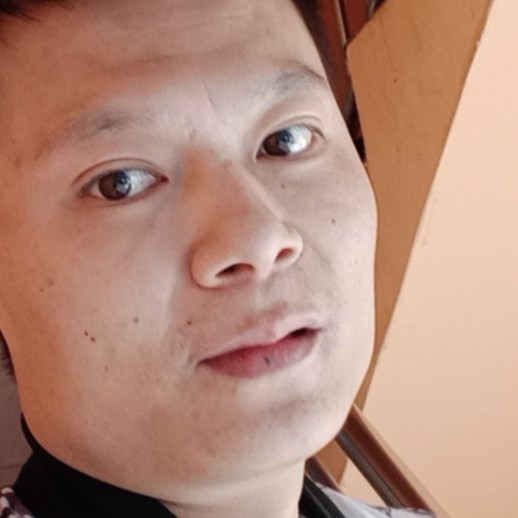 台灯倾心谦让的照片