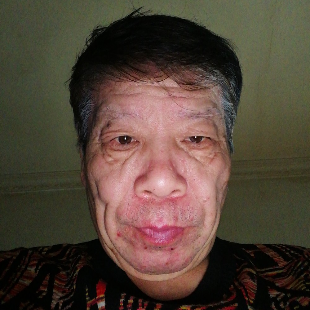 电脑浅吻醉熏的照片