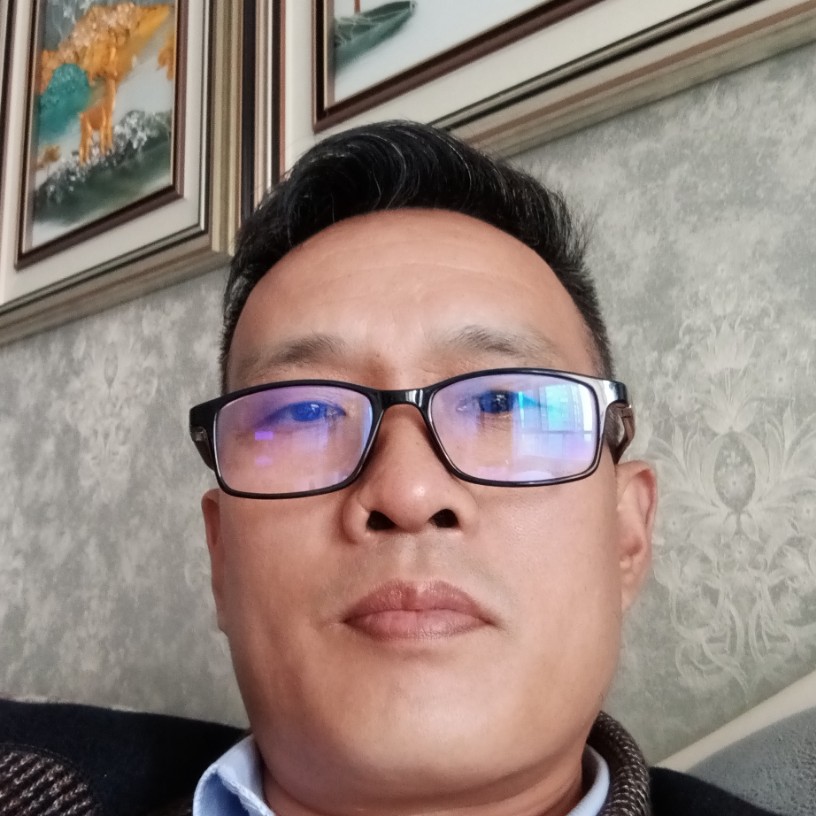 红旗不倒的照片