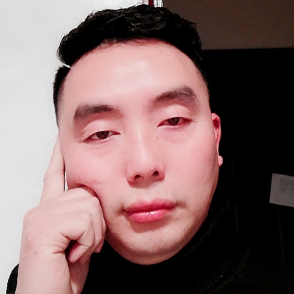 艾四爷的照片