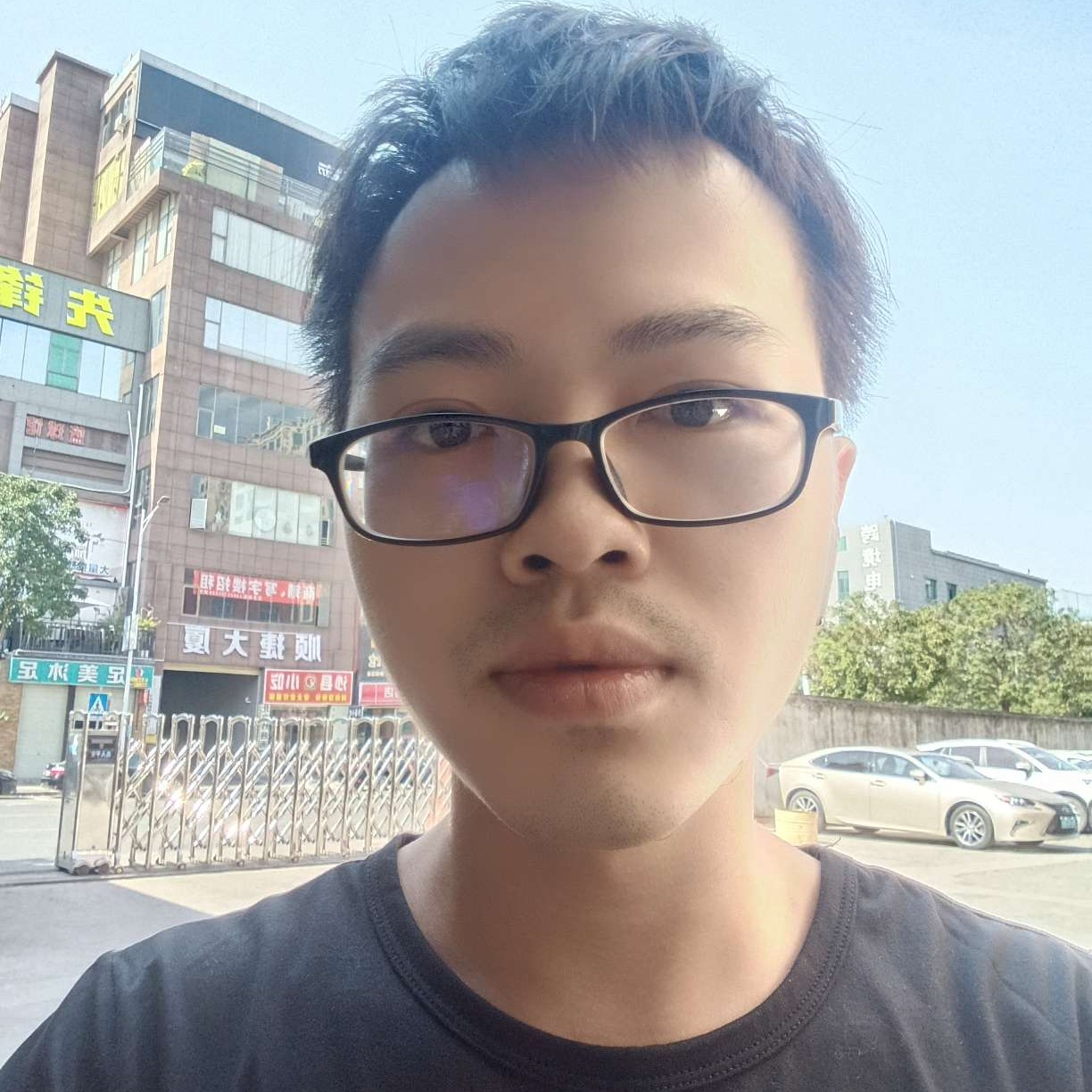 金汇大公子的照片