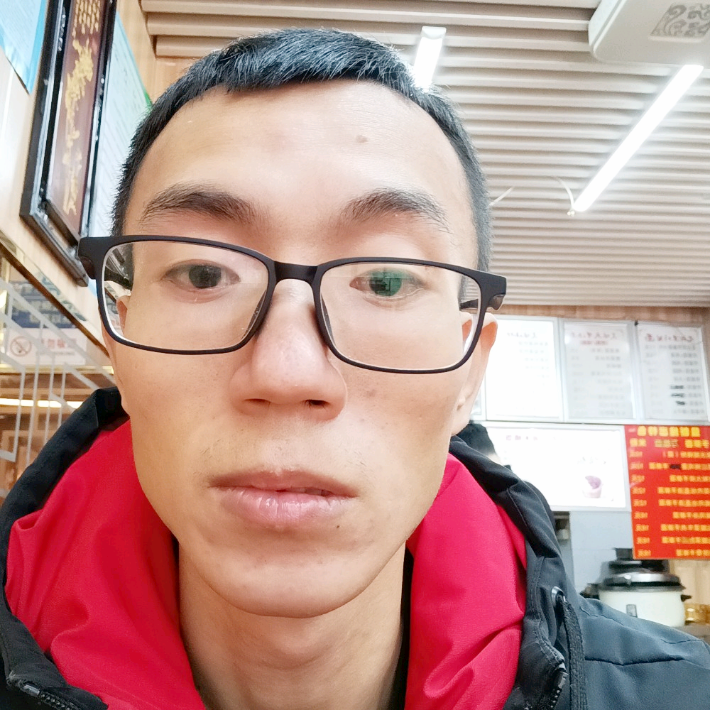 黑米等待明媚的照片