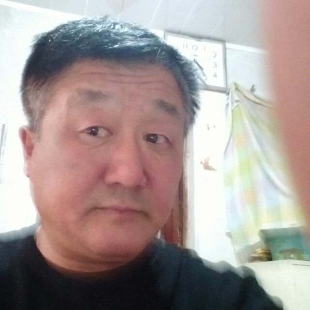 衬衫迎自然的照片