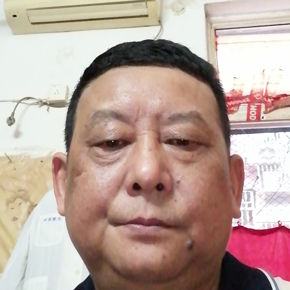 从容漫步绿茶的照片