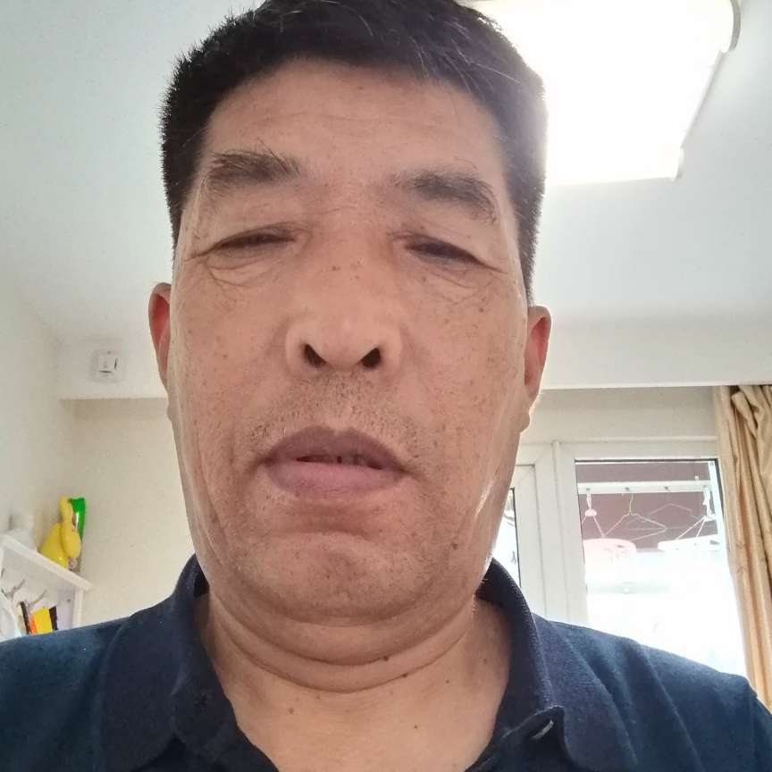 锦瑟相许想人陪的照片